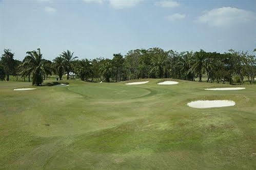Pattaya Country Club & Resort Ban Pong  Exterior photo